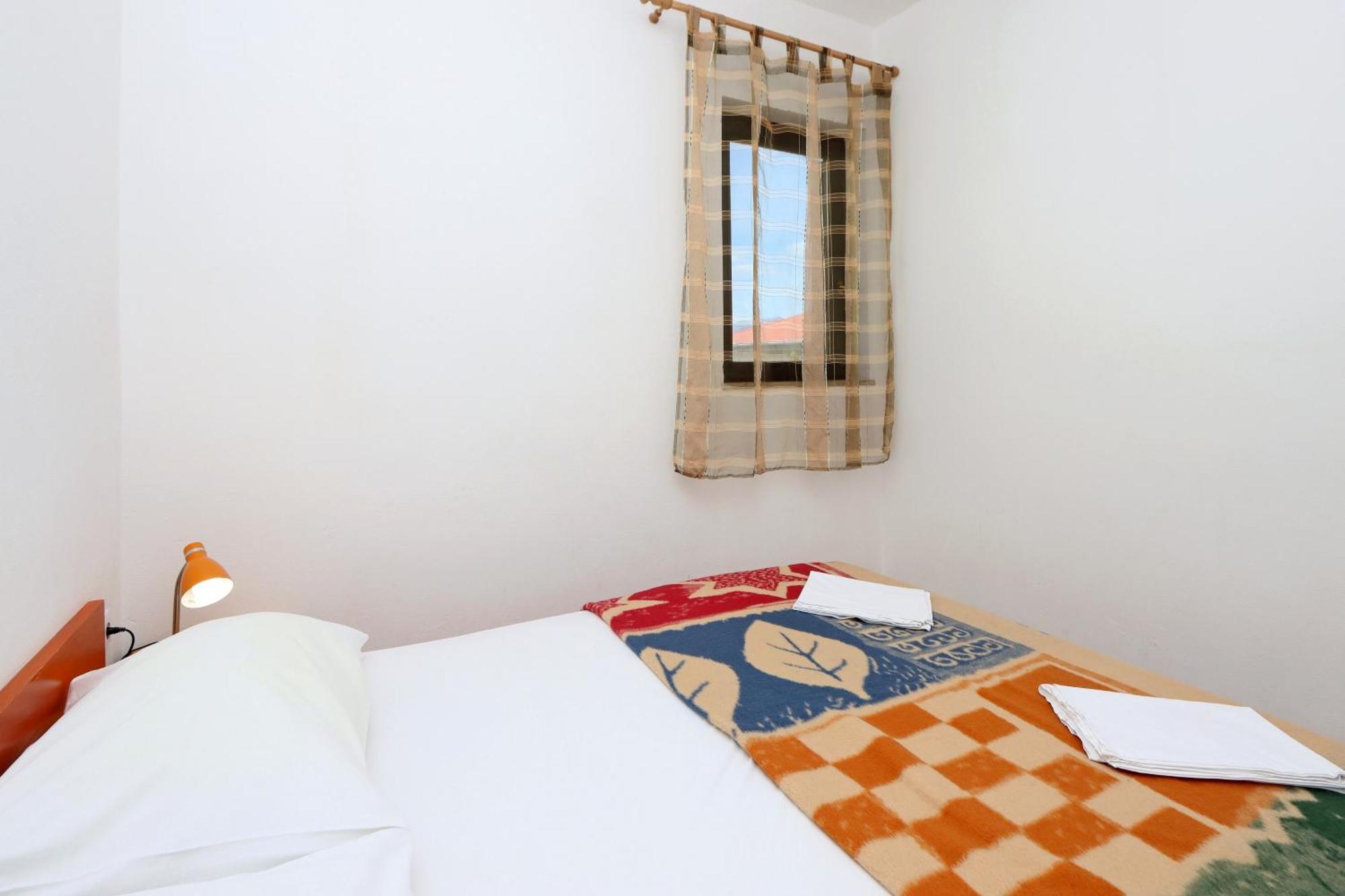 Apartments With A Parking Space Pag - 18345 Pag Town Zimmer foto